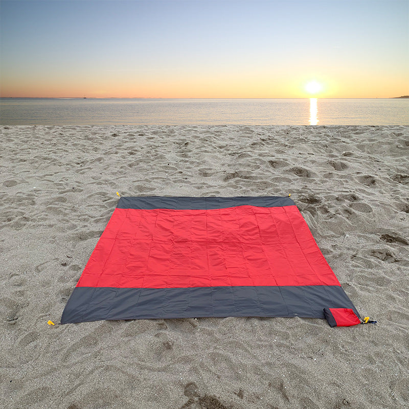 Outdoor Camping Waterproof And Convenient Foldable Picnic Mat