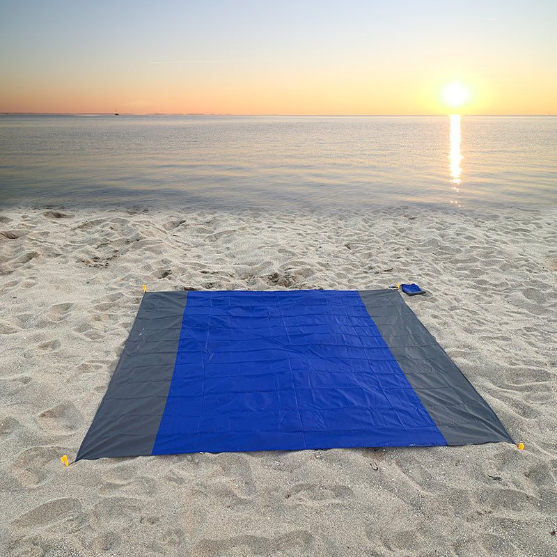 Outdoor Camping Waterproof And Convenient Foldable Picnic Mat