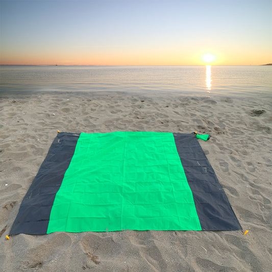 Outdoor Camping Waterproof And Convenient Foldable Picnic Mat